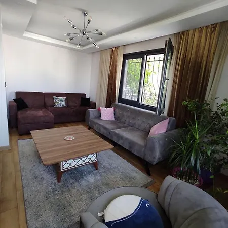 Lake View Apartment