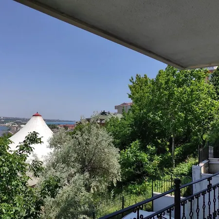 Lake View Apartment Istanbul